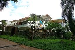 Rumah Elit Modern Tanpa Renovasi di Villa Puncak Tidar Malang Rumah Elit Modern Tanpa Renovasi di Villa Puncak Tidar Malang