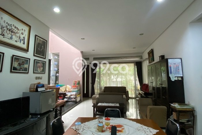 Ready to Use! Premium House LT 230m2 Desain Modern di Kemang Ready to Use! Premium House LT 230m2 Desain Modern di Kemang
