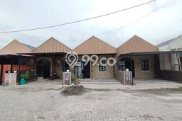 For Sale Rumah 2 Kamar Lokasi Ideal Bagus dan Strategis di Tembalang For Sale Rumah 2 Kamar Lokasi Ideal Bagus dan Strategis di Tembalang