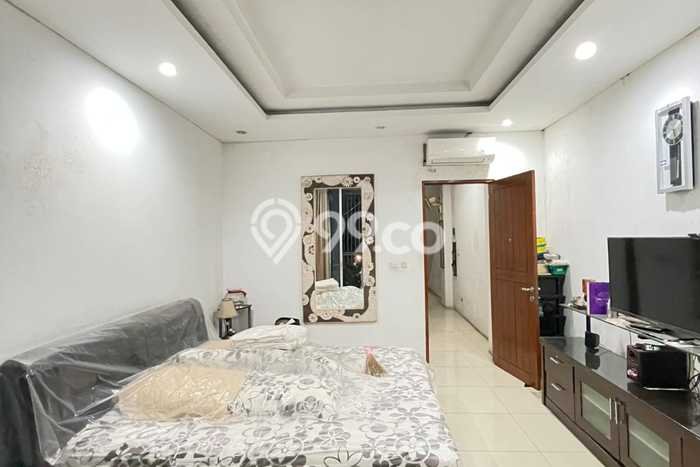 Ruko Dijual di Prime Area Jakarta Barat Luas 408m2 Ruko Dijual di Prime Area Jakarta Barat Luas 408m2