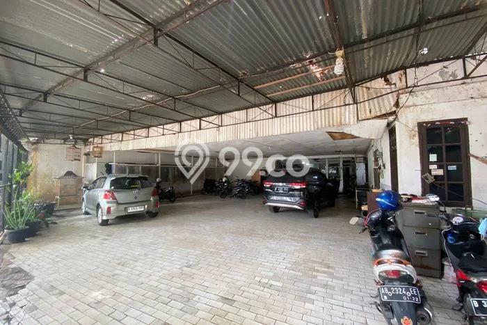 Rumah Elit Modern Tanpa Renovasi di Roxy Jakarta Pusat Rumah Elit Modern Tanpa Renovasi di Roxy Jakarta Pusat