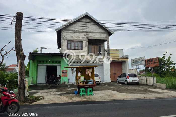 Gudang disewakan lokasi strategis Karanganyar Solo 640m2 Gudang disewakan lokasi strategis Karanganyar Solo 640m2