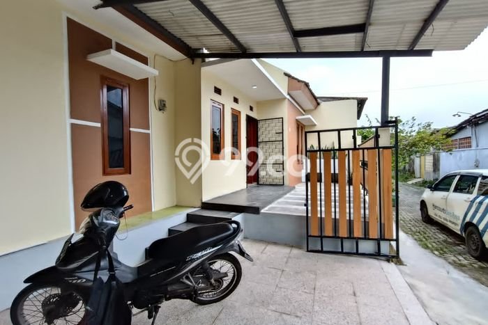 Rumah Murah LT 117m2 di Mojosongo Lingkungan Asri Rumah Murah LT 117m2 di Mojosongo Lingkungan Asri