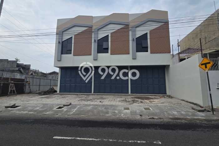 Disewakan Ruko di Kawasan Ramai Kepunton Luas 110m2 Disewakan Ruko di Kawasan Ramai Kepunton Luas 110m2