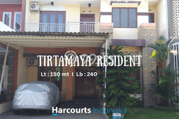KESEMPATAN TERBAIK! Rumah Nyaman di Pajang, Luas 150m² Bangunan 240m² KESEMPATAN TERBAIK! Rumah Nyaman di Pajang, Luas 150m² Bangunan 240m²