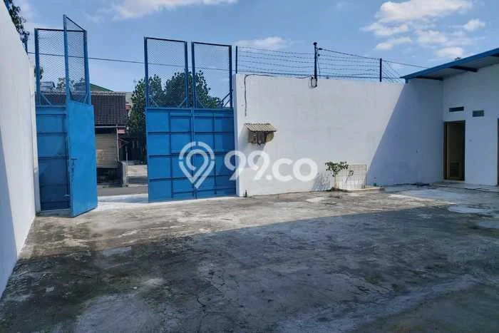 Gudang Disewa di Jaten, Karanganyar, LT 654m2 / LB 500m2 Gudang Disewa di Jaten, Karanganyar, LT 654m2 / LB 500m2