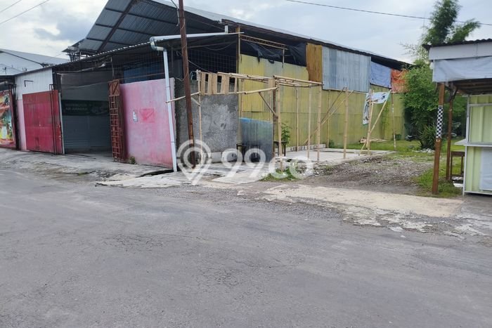 Tanah Kavling Dijual di Mojosongo, Surakarta dengan Luas Tanah 250m2 Tanah Kavling Dijual di Mojosongo, Surakarta dengan Luas Tanah 250m2