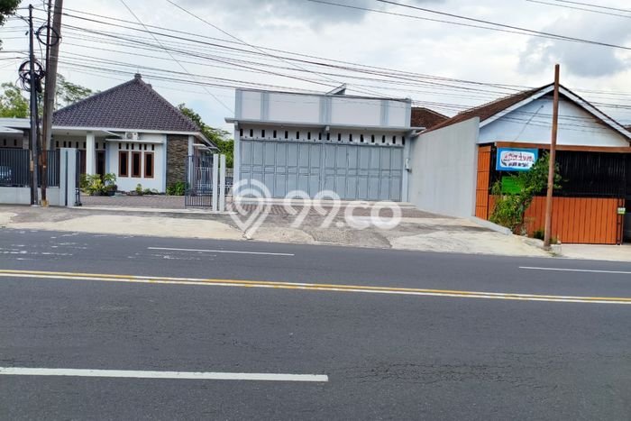 Disewakan Ruko di Kawasan Ramai Boyolali Kota Luas 81m2 Disewakan Ruko di Kawasan Ramai Boyolali Kota Luas 81m2