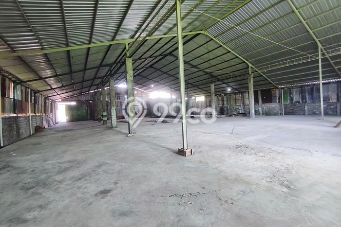 Gudang untuk disewa di Karanganyar punya LT 1200m2 & LB 1150m2 harga sewa kompetitif Gudang untuk disewa di Karanganyar punya LT 1200m2 & LB 1150m2 harga sewa kompetitif