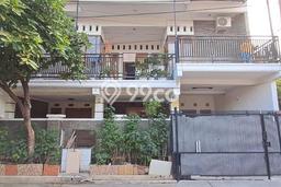 Rumah Modern 5 KT di Harapan Jaya Bekasi Semi Furnished Rumah Modern 5 KT di Harapan Jaya Bekasi Semi Furnished