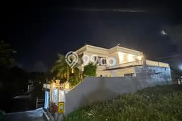 DIJUAL! Vila di , Luas 200m2m², Dekat Mudah Pusat Kota DIJUAL! Vila di , Luas 200m2m², Dekat Mudah Pusat Kota
