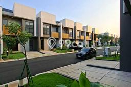 Dijual Rumah Eksklusif 2 KT di Summarecon Crown Gading, Bekasi Dijual Rumah Eksklusif 2 KT di Summarecon Crown Gading, Bekasi