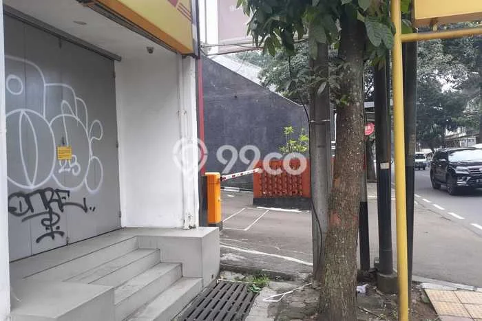 Komersial untuk Disewa di Pusat Bandung Luas Bangunan 27m2 Komersial untuk Disewa di Pusat Bandung Luas Bangunan 27m2