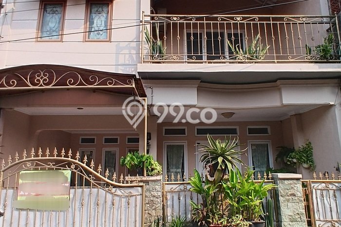 Jual Rumah Bagus Siap Huni LB 217m2 di Bekasi Barat, Bekasi Jual Rumah Bagus Siap Huni LB 217m2 di Bekasi Barat, Bekasi