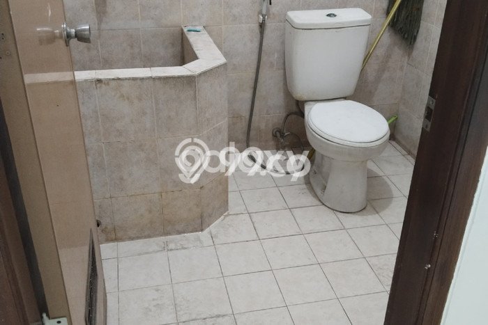 UNIT LANGKA! Rumah di Wiyung, 3 KT, View Indah, LT 196m2m² Bangunan 0m2m² UNIT LANGKA! Rumah di Wiyung, 3 KT, View Indah, LT 196m2m² Bangunan 0m2m²