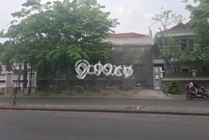 Hunian Eksklusif Dijual LT 450m2 di Tandes, Surabaya Hunian Eksklusif Dijual LT 450m2 di Tandes, Surabaya