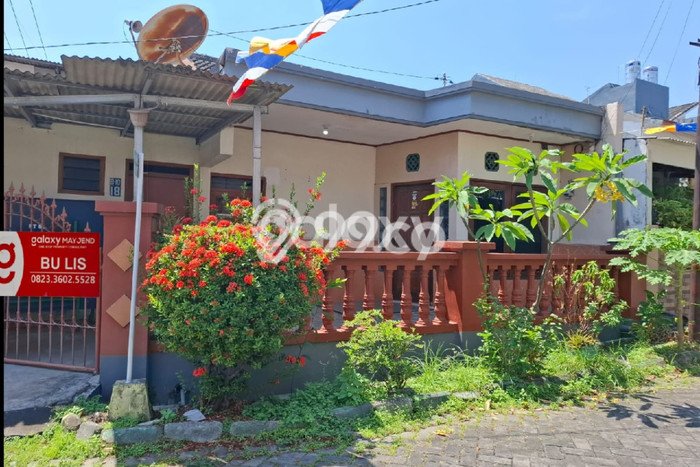 Lokasi strategis! Rumah siap huni dikontrakkan di Wiyung LB 96m2 Lokasi strategis! Rumah siap huni dikontrakkan di Wiyung LB 96m2