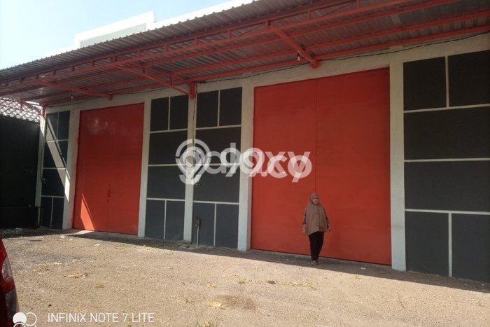 Gudang Disewakan di Area Ramai Kedamean, Gresik Gudang Disewakan di Area Ramai Kedamean, Gresik