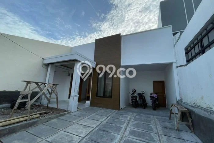 Rumah Strategis Modern Lb 100m2 di Medan Selayang, Medan Rumah Strategis Modern Lb 100m2 di Medan Selayang, Medan