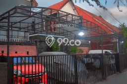 Rumah Mewah LB 188m2 Siap Huni Desain Elegan di Condong Catur, Sleman Rumah Mewah LB 188m2 Siap Huni Desain Elegan di Condong Catur, Sleman