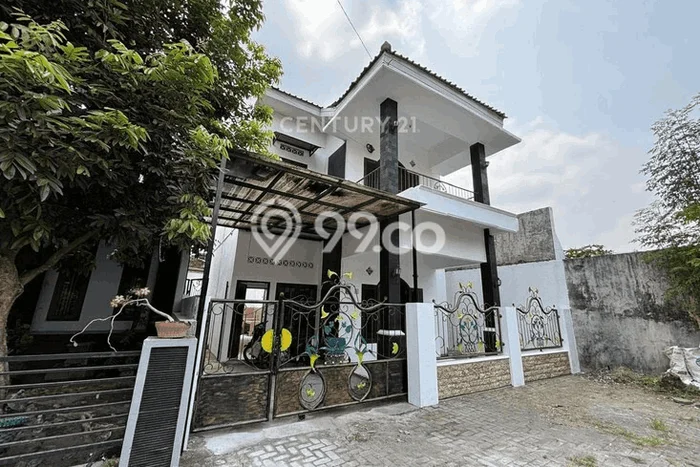 LOKASI STRATEGIS! Rumah di Godean, Akses ke Tol, 3 KT, Luas 135m² LB 230m² LOKASI STRATEGIS! Rumah di Godean, Akses ke Tol, 3 KT, Luas 135m² LB 230m²