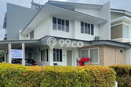 Rumah Elit Modern Tanpa Renovasi di Modernland Tangerang Rumah Elit Modern Tanpa Renovasi di Modernland Tangerang