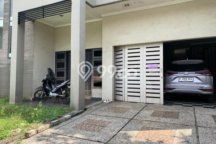 Rumah Eksklusif Dijual LT 319m2 di BSD, Tangerang Selatan Rumah Eksklusif Dijual LT 319m2 di BSD, Tangerang Selatan