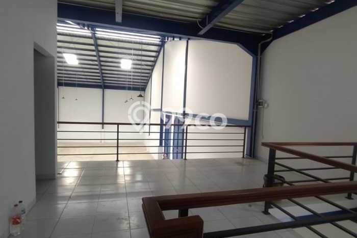 Gudang Kawasan Strategis Kawasan Kamal, Luas 480m², Jalan Raya Gudang Kawasan Strategis Kawasan Kamal, Luas 480m², Jalan Raya