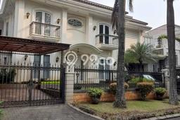 Dijual Rumah Mewah Megah Dengan View Eksklusif di Pondok Indah, Jakarta Selatan Dijual Rumah Mewah Megah Dengan View Eksklusif di Pondok Indah, Jakarta Selatan