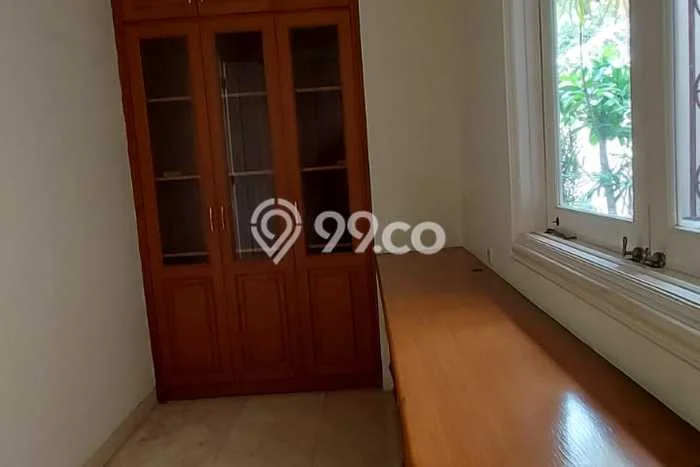Jual Rumah Luas Megah Dengan View Eksklusif di Pondok Indah, Jakarta Selatan Jual Rumah Luas Megah Dengan View Eksklusif di Pondok Indah, Jakarta Selatan
