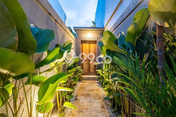 For Sale Vila di , Dimensi 217m2m², Posisi Premium For Sale Vila di , Dimensi 217m2m², Posisi Premium