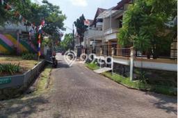 HARGA SPESIAL! Rumah area Margahayu, Bandung, Luas 223m2m² Bangunan 184m2m² HARGA NEGO! HARGA SPESIAL! Rumah area Margahayu, Bandung, Luas 223m2m² Bangunan 184m2m² HARGA NEGO!