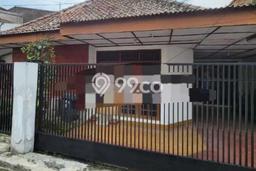 GOOD DEAL! Rumah Strategis di Lengkong, Luas 144m2m² Bangunan 120m2m² GOOD DEAL! Rumah Strategis di Lengkong, Luas 144m2m² Bangunan 120m2m²