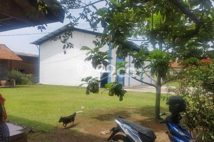 Gudang di , Luas 600m2m², Pusat Komersial Gudang di , Luas 600m2m², Pusat Komersial