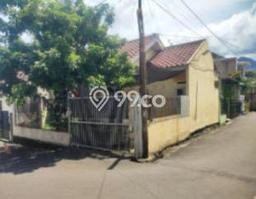 PENAWARAN TERBAIK! Rumah Strategis area , Luas 103m2m² LB 55m2m² PENAWARAN TERBAIK! Rumah Strategis area , Luas 103m2m² LB 55m2m²
