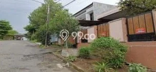 Rumah Asri area , Bandung, Luas 200m2m² Bangunan 200m2m² Rumah Asri area , Bandung, Luas 200m2m² Bangunan 200m2m²