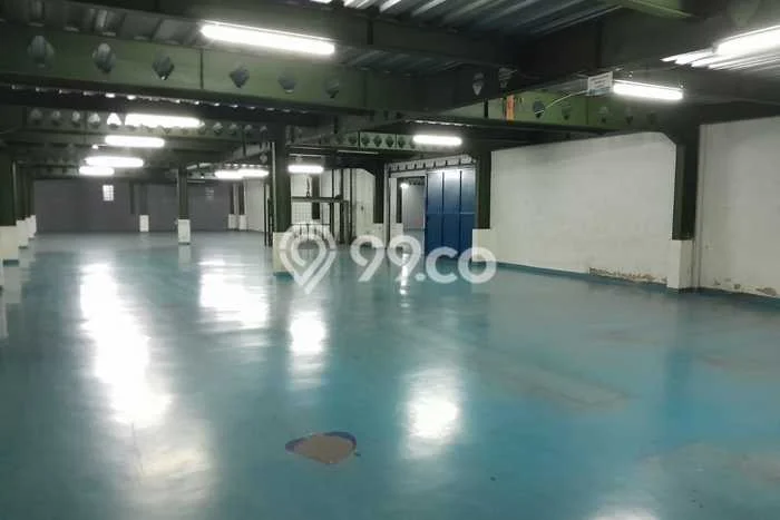 Disewakan Gudang di Penggilingan, Luas 1255m², Kawasan Potensial Disewakan Gudang di Penggilingan, Luas 1255m², Kawasan Potensial