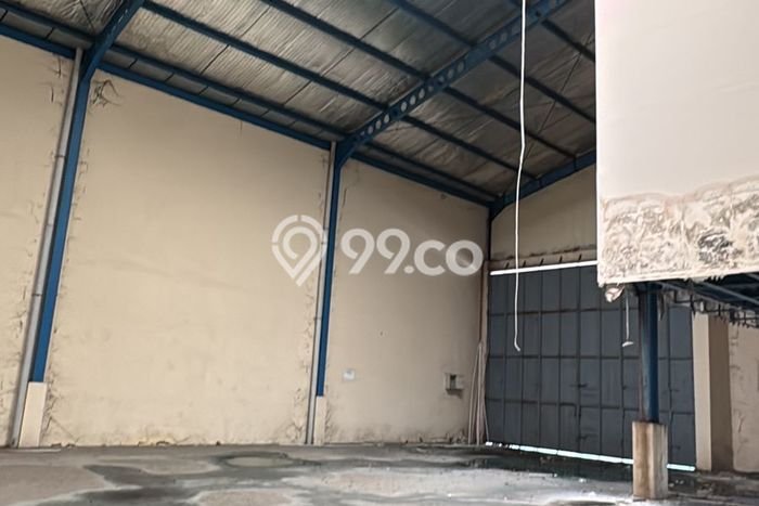 Unit Gudang Paling Strategis di Lippo Cikarang Cikarang dengan LB 1369m2 Unit Gudang Paling Strategis di Lippo Cikarang Cikarang dengan LB 1369m2