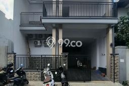 Peluang Investasi! Rumah Kost Dijual di Denpasar Barat, Denpasar, 18 KT, 18 KM, Luas 200m2 Peluang Investasi! Rumah Kost Dijual di Denpasar Barat, Denpasar, 18 KT, 18 KM, Luas 200m2