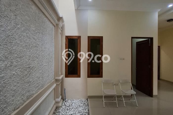 Rumah Luxury Modern Tanpa Renovasi di Pulo Asem Jakarta Timur Rumah Luxury Modern Tanpa Renovasi di Pulo Asem Jakarta Timur