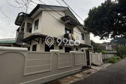 Disewakan Cepat Rumah Kondisi Baik di Area Duren Sawit, Jakarta Timur Disewakan Cepat Rumah Kondisi Baik di Area Duren Sawit, Jakarta Timur