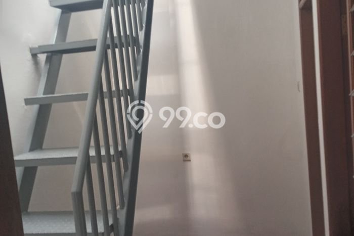 Rumah Bagus Siap Pakai Di Batununggal Luas 180m2 Lokasi Strategis Rumah Bagus Siap Pakai Di Batununggal Luas 180m2 Lokasi Strategis