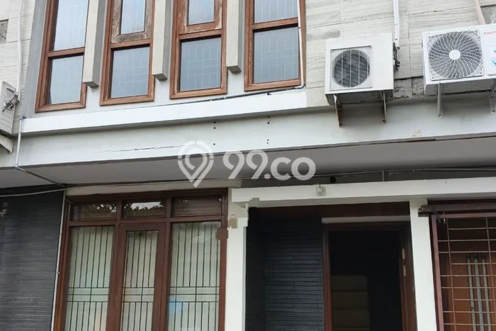Disewakan Ruko di Kawasan Ramai Pasteur Luas 100m2 Disewakan Ruko di Kawasan Ramai Pasteur Luas 100m2