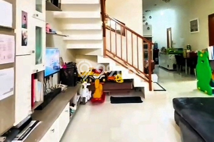 Ready to Use! Luxury House LT 150m2 Desain Modern di Buah Batu Ready to Use! Luxury House LT 150m2 Desain Modern di Buah Batu