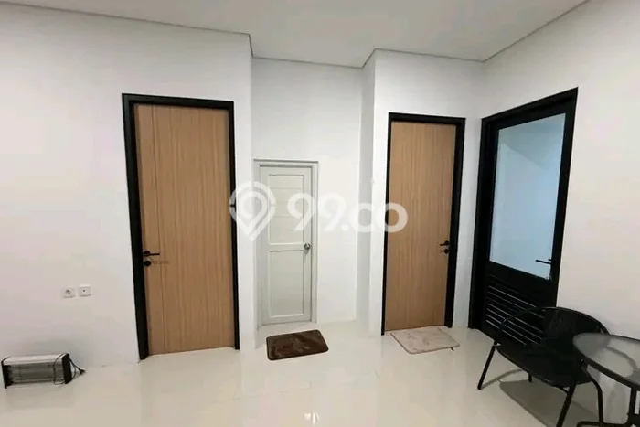Disewakan! Rumah 2 Kamar Tidur &
1 Kamar Mandi di Buah Batu, Bandung Disewakan! Rumah 2 Kamar Tidur &
1 Kamar Mandi di Buah Batu, Bandung