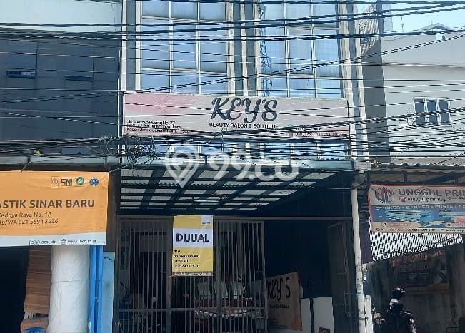 Ruko Dijual di Jakarta Barat LT 92m2 & LB 233m2 Lokasi Terbaik! Ruko Dijual di Jakarta Barat LT 92m2 & LB 233m2 Lokasi Terbaik!