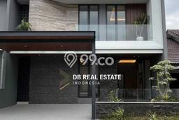 Rumah Mewah Dijual LT 210m2 di Citraland, Surabaya Rumah Mewah Dijual LT 210m2 di Citraland, Surabaya