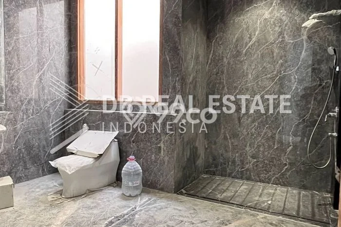Dijual Rumah Mewah Exclusive di Wiyung, Surabaya Dijual Rumah Mewah Exclusive di Wiyung, Surabaya