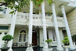 Hunian Elit LB 600m2 Siap Pakai Desain Elegan di Dharma Husada, Surabaya Hunian Elit LB 600m2 Siap Pakai Desain Elegan di Dharma Husada, Surabaya