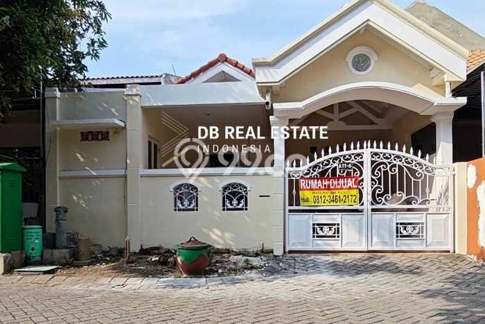 Dijual Cepat Rumah Favorit Siap Huni LB 90m2 di Gedangan, Sidoarjo Dijual Cepat Rumah Favorit Siap Huni LB 90m2 di Gedangan, Sidoarjo
